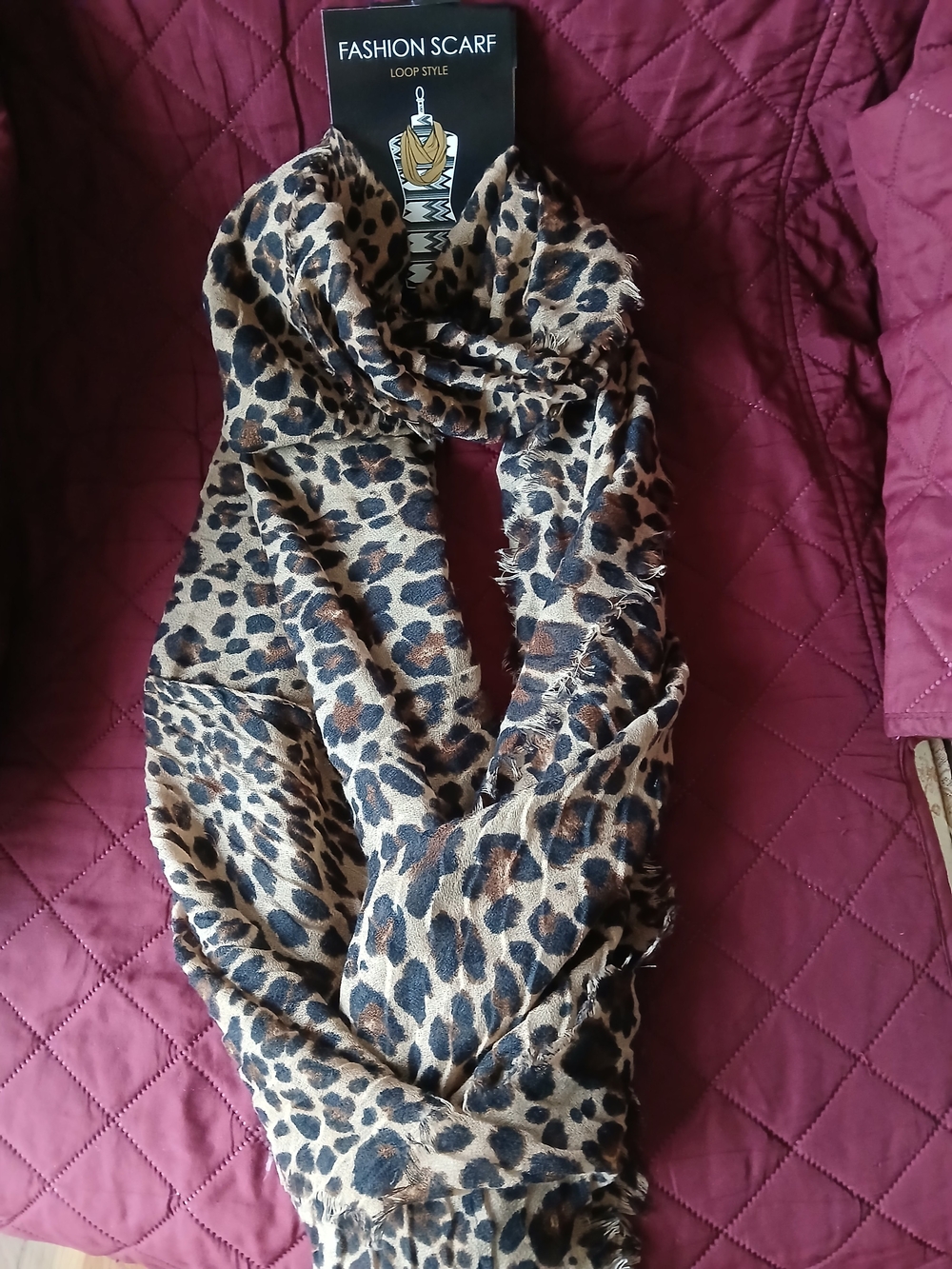 Leopard Print Loop Scarf - Beige & Black